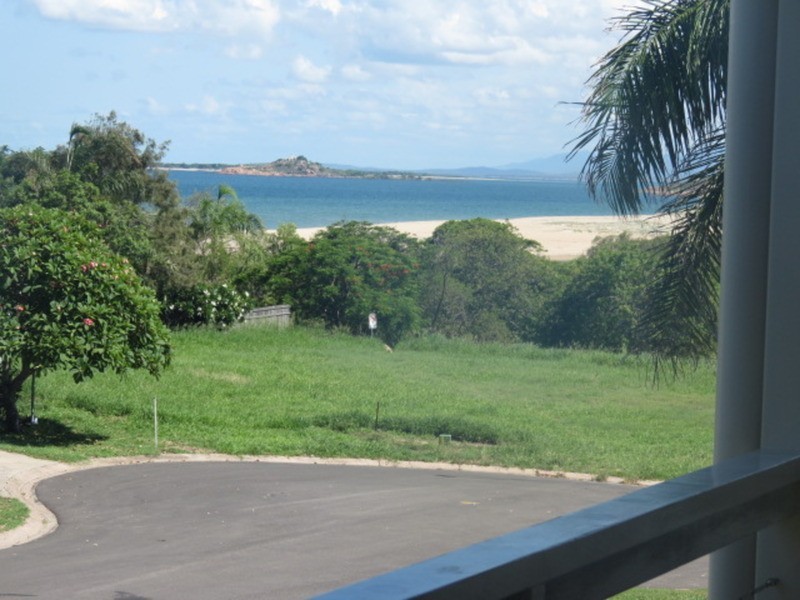 14 Avicennia Street, Bowen QLD 4805