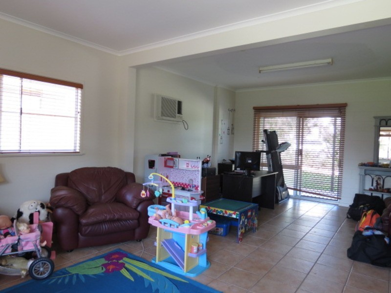 14 Avicennia Street, Bowen QLD 4805
