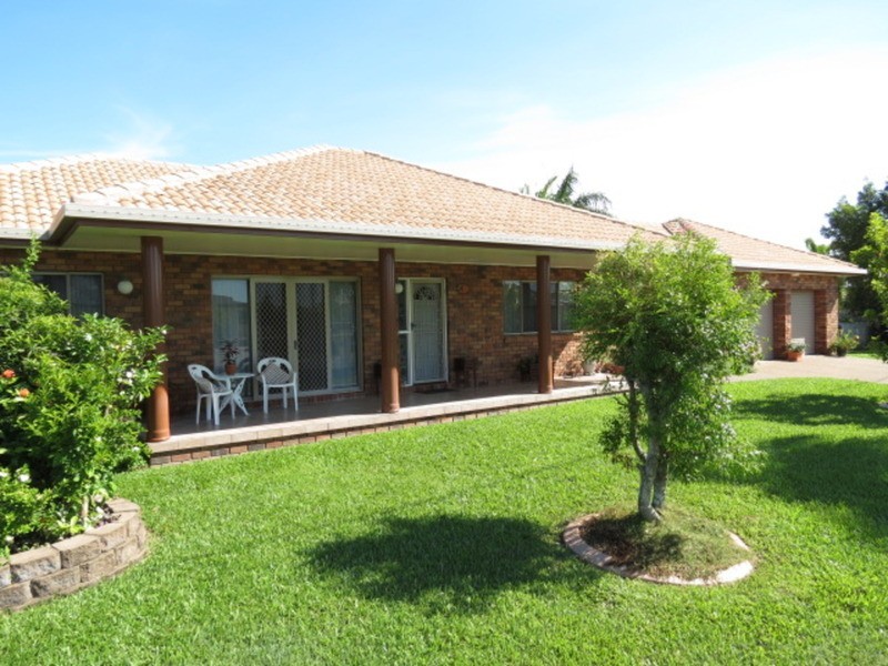 29 Bryant Avenue, Bowen QLD 4805