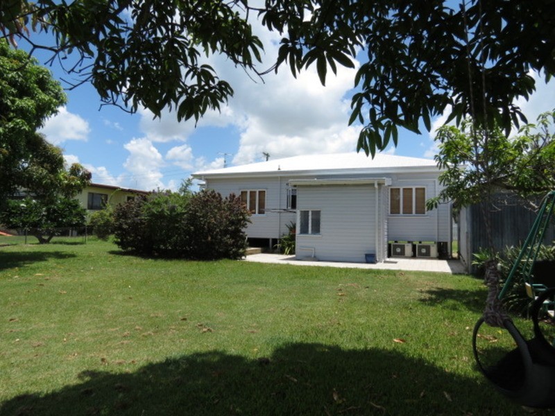 12  Korah Street, Bowen QLD 4805
