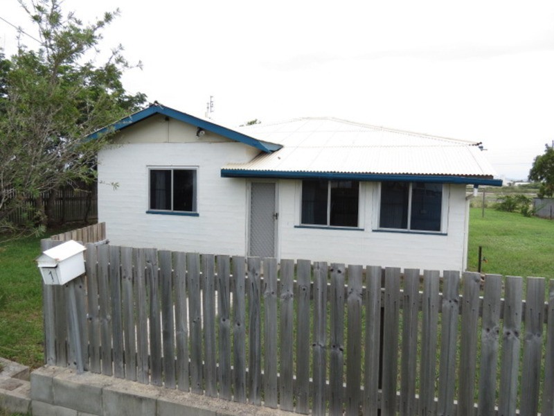 1 Belgravia Road, Bowen QLD 4805