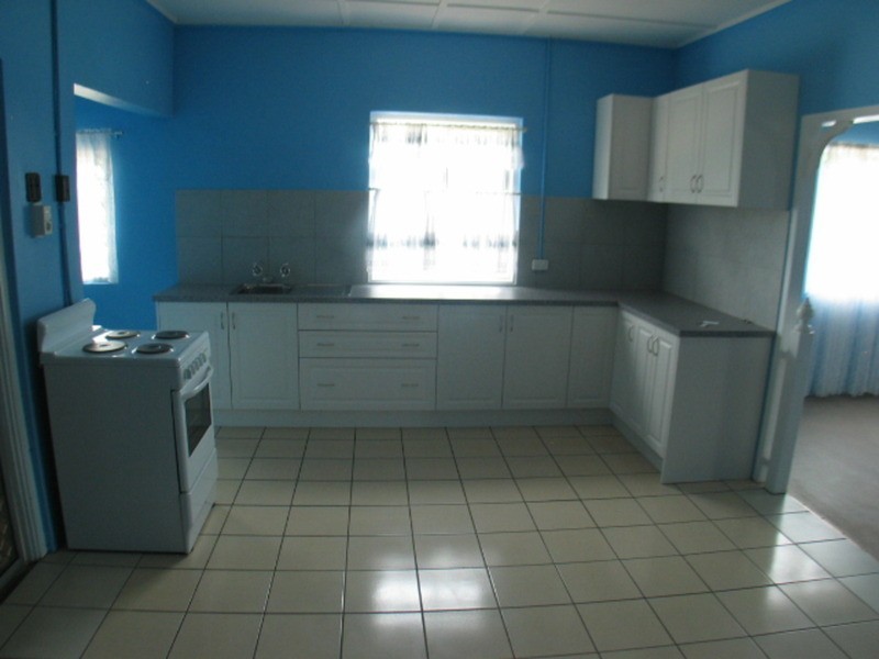 1 Belgravia Road, Bowen QLD 4805