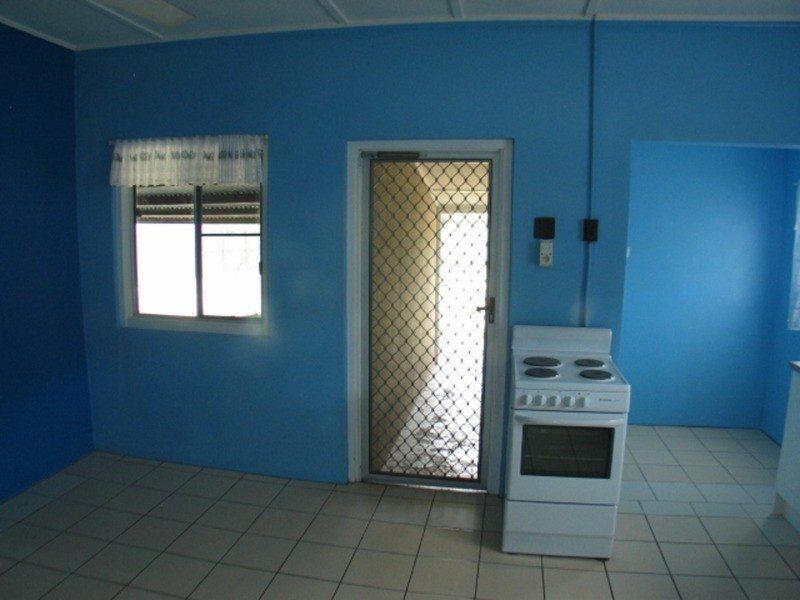 1 Belgravia Road, Bowen QLD 4805