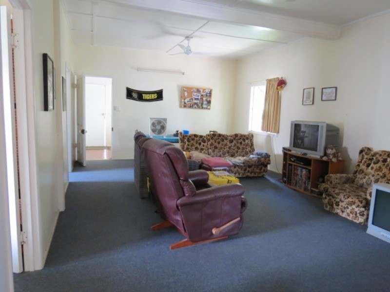 66 Livingstone Street, Bowen QLD 4805
