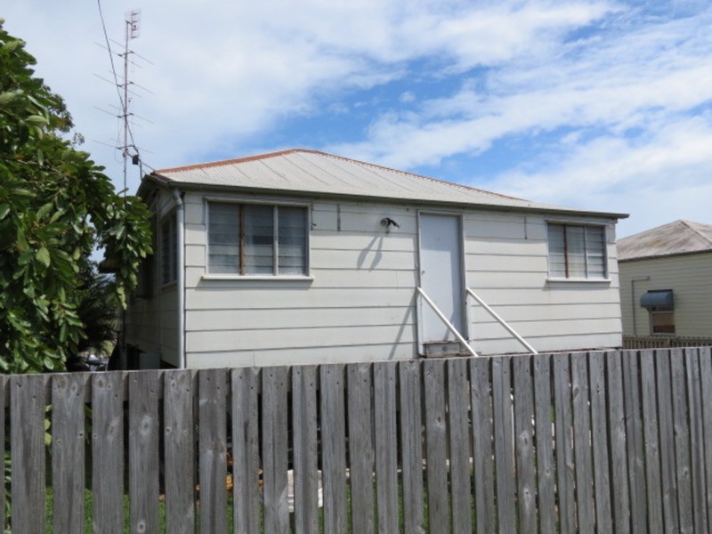 66 Livingstone Street, Bowen QLD 4805