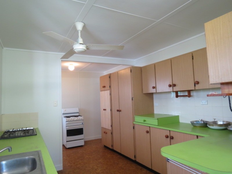 38 Drays Road, Bowen QLD 4805