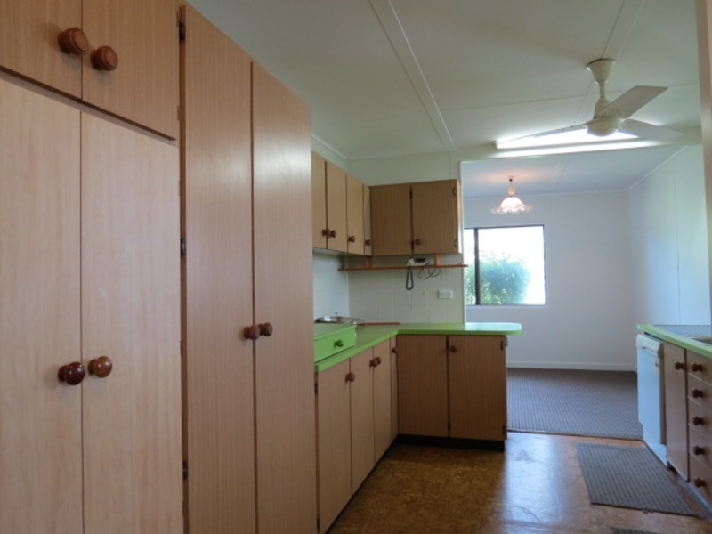 38 Drays Road, Bowen QLD 4805