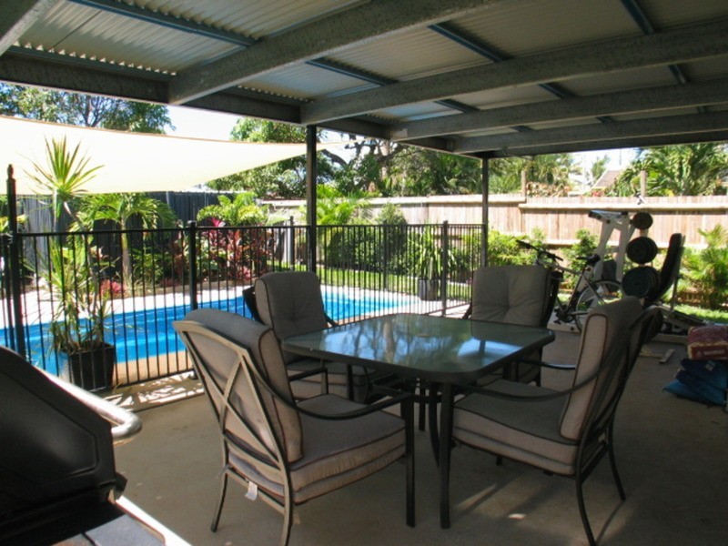 18a Gloucester Street, Bowen QLD 4805