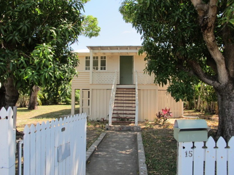 15 Field Street, Bowen QLD 4805