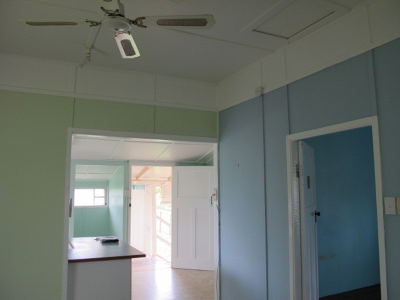 15 Field Street, Bowen QLD 4805