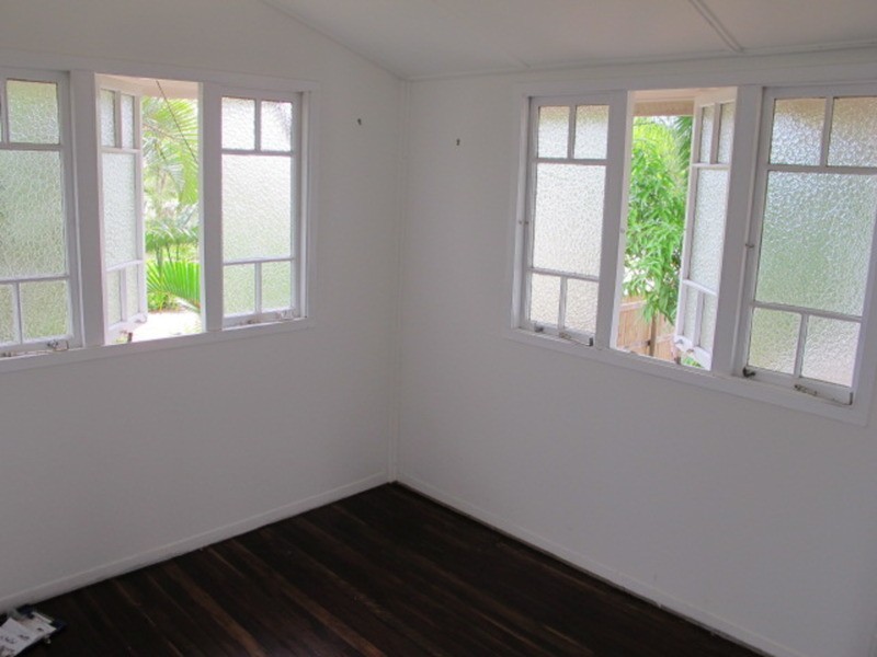 15 Field Street, Bowen QLD 4805