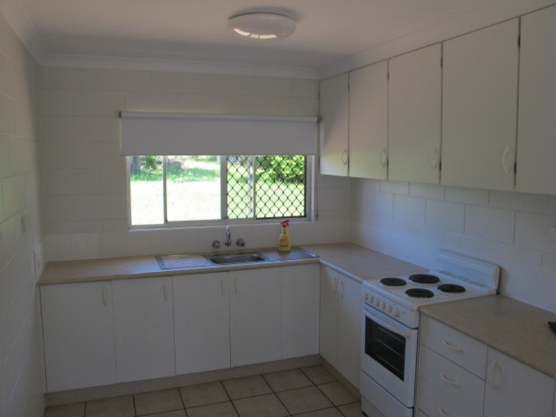 4/36 Brisbane Street, Bowen QLD 4805