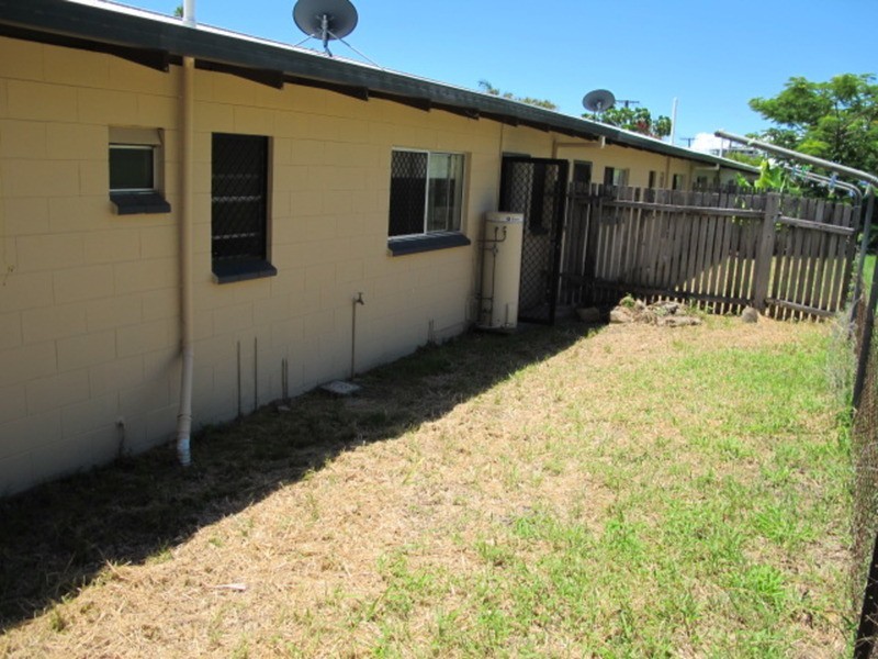 4/36 Brisbane Street, Bowen QLD 4805