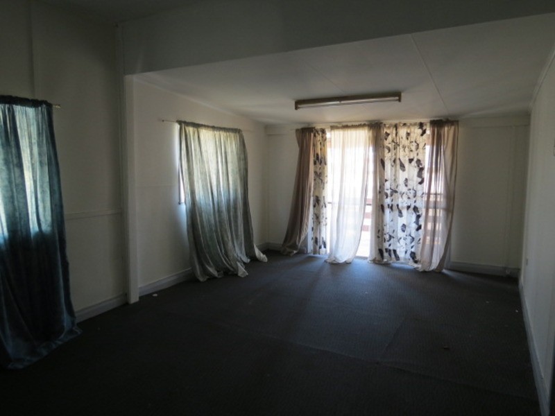 123 Powell Street, Bowen QLD 4805
