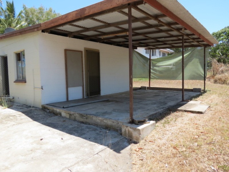 123 Powell Street, Bowen QLD 4805