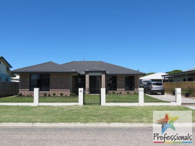 46  Emmerson Drive, Bowen QLD 4805