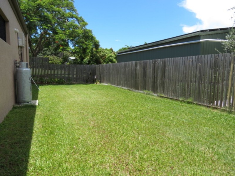 3/11 Kennedy Street, Bowen QLD 4805