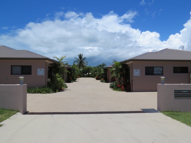 3/11 Kennedy Street, Bowen QLD 4805