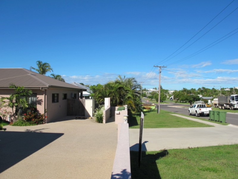 3/11 Kennedy Street, Bowen QLD 4805