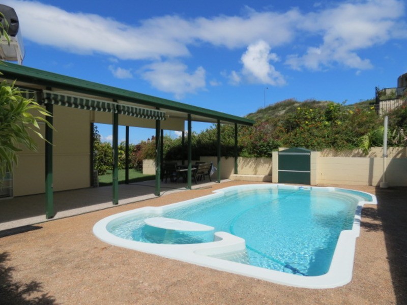 15 Philip  Street, Bowen QLD 4805