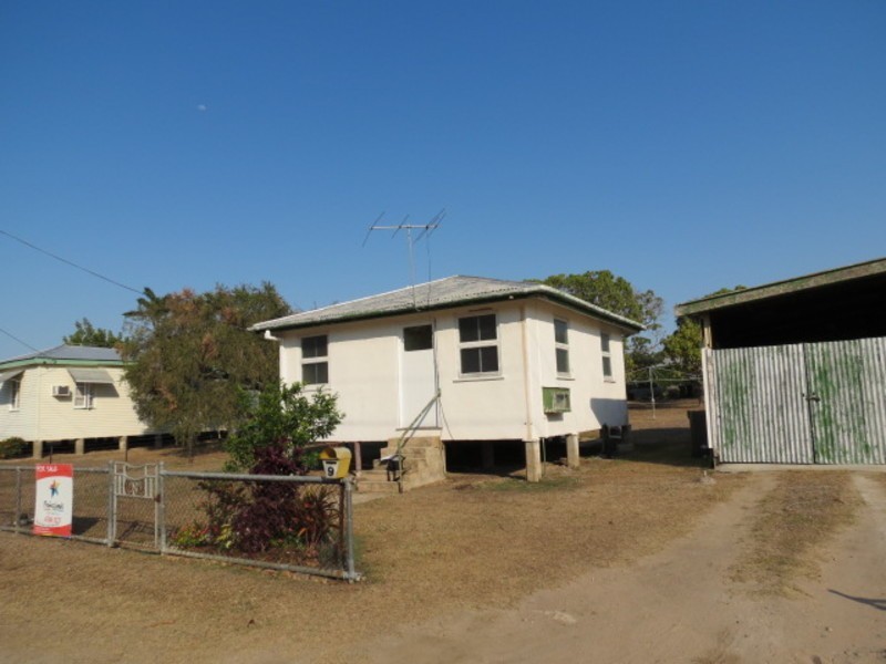 9 Reynolds Street, Bowen QLD 4805