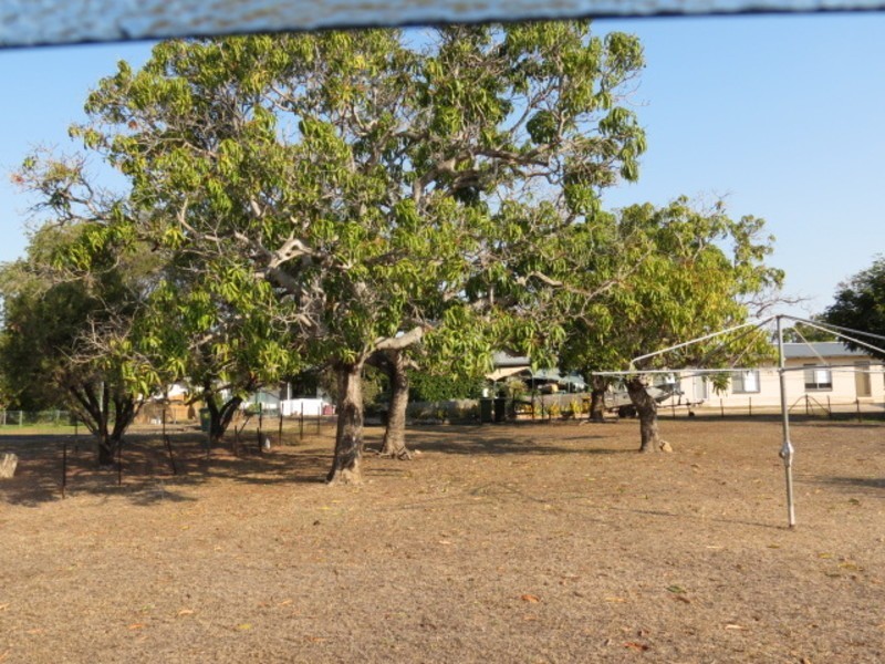 9 Reynolds Street, Bowen QLD 4805