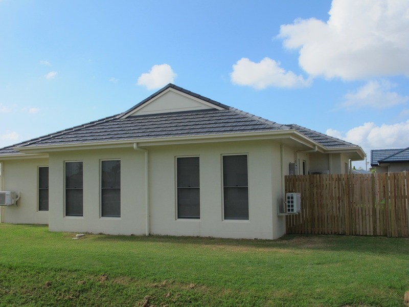 1 Fifth Close, Bowen QLD 4805