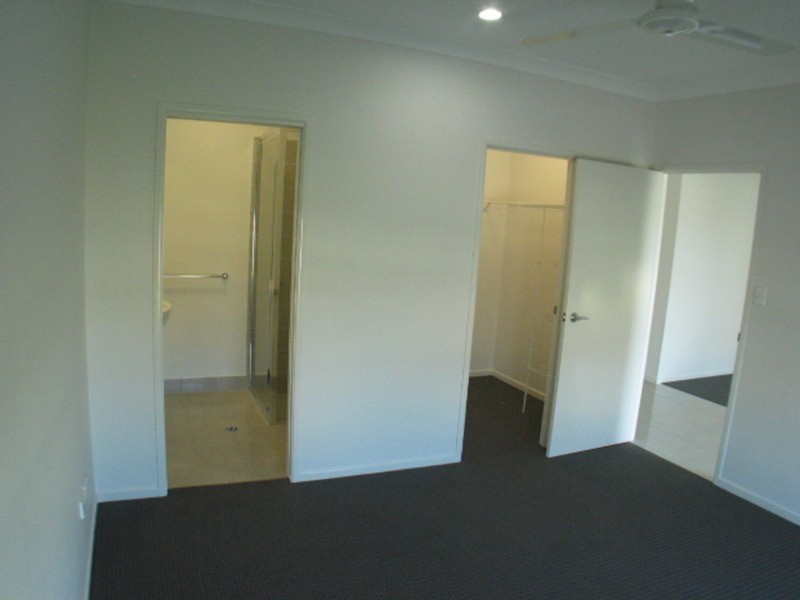1 Fifth Close, Bowen QLD 4805