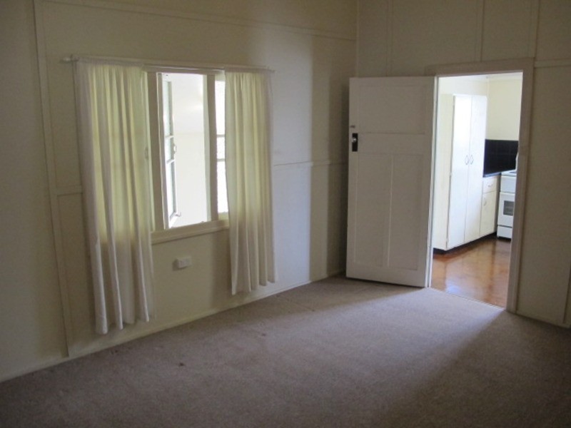 17 Gilbert Street, Bowen QLD 4805