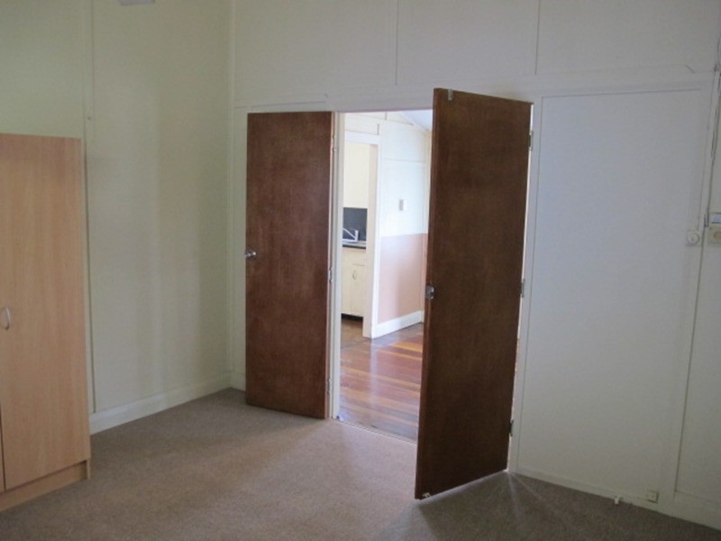17 Gilbert Street, Bowen QLD 4805