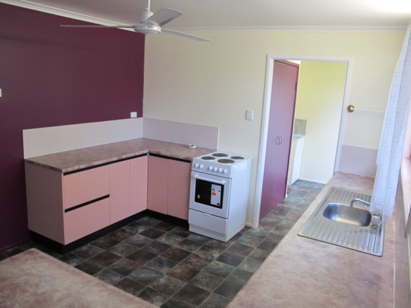4 Lotus Lane, Bowen QLD 4805