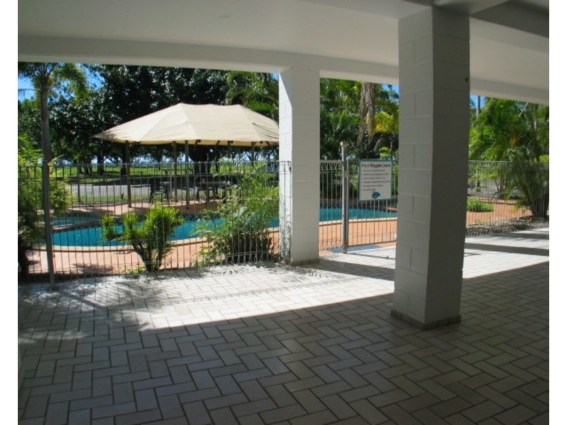 2/89 Horseshoe Bay Road, Bowen QLD 4805