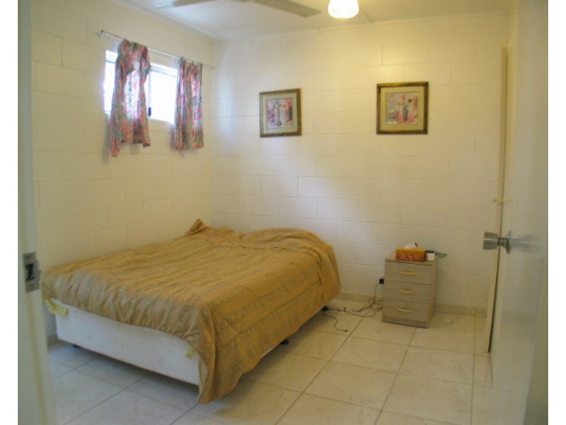 2/89 Horseshoe Bay Road, Bowen QLD 4805