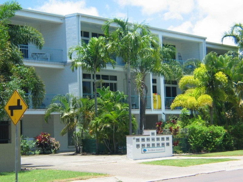 8/89 Horseshoe Bay Road, Bowen QLD 4805