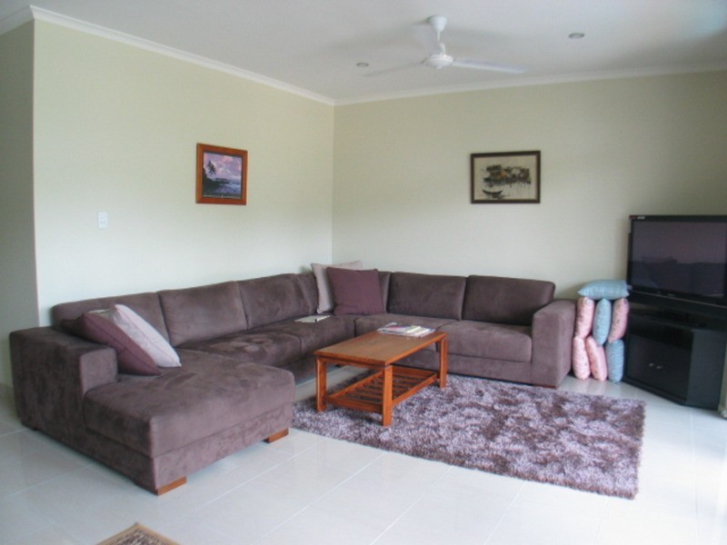 8/89 Horseshoe Bay Road, Bowen QLD 4805