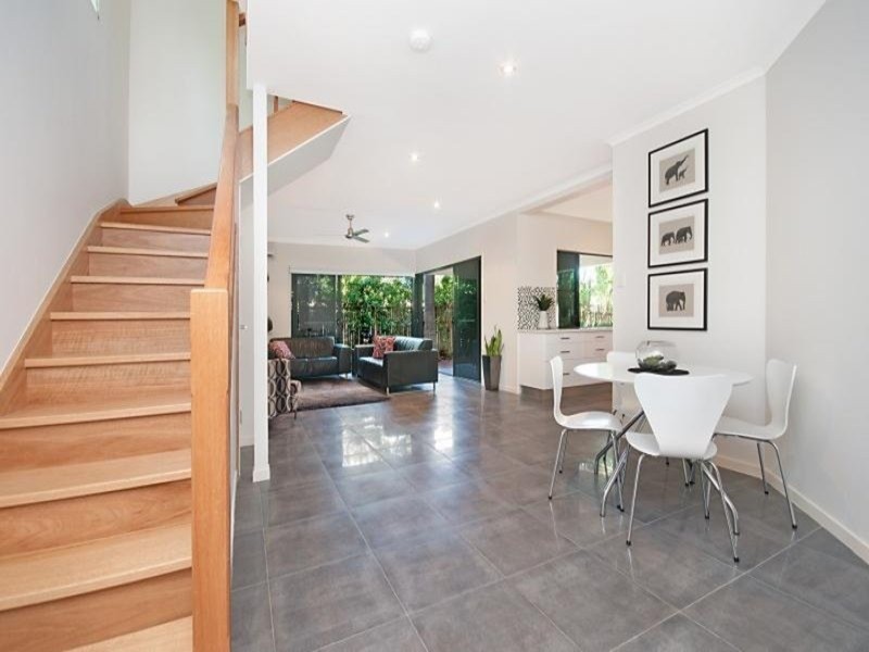 9 Campbell Street, Hermit Park QLD 4812