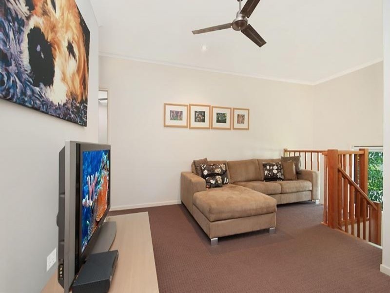 9 Campbell Street, Hermit Park QLD 4812