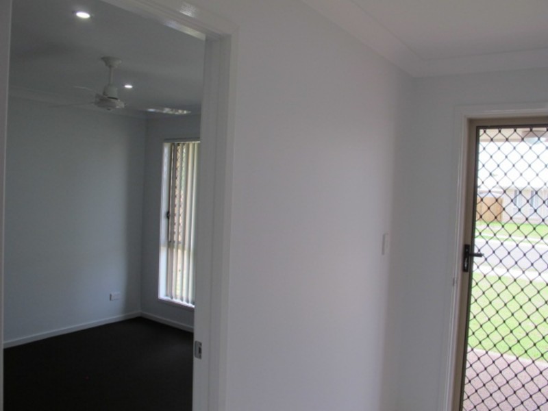 2/42 Stuart Tooth Drive, Bowen QLD 4805