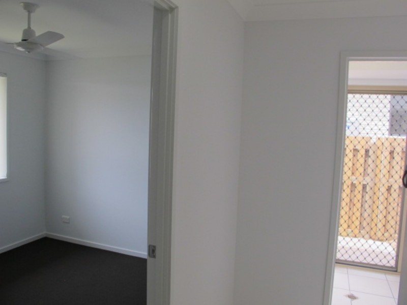 2/42 Stuart Tooth Drive, Bowen QLD 4805