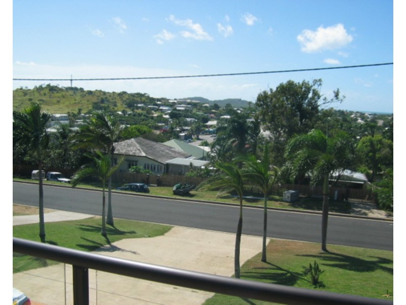 27 Mitchell Street, Bowen QLD 4805