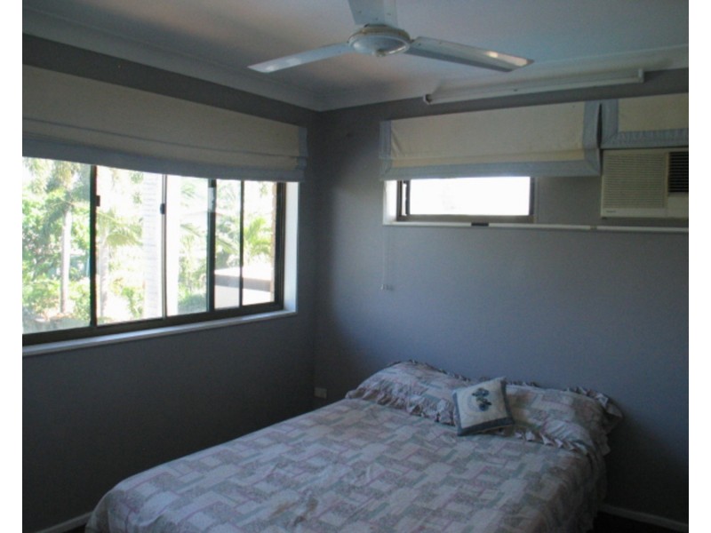 27 Mitchell Street, Bowen QLD 4805