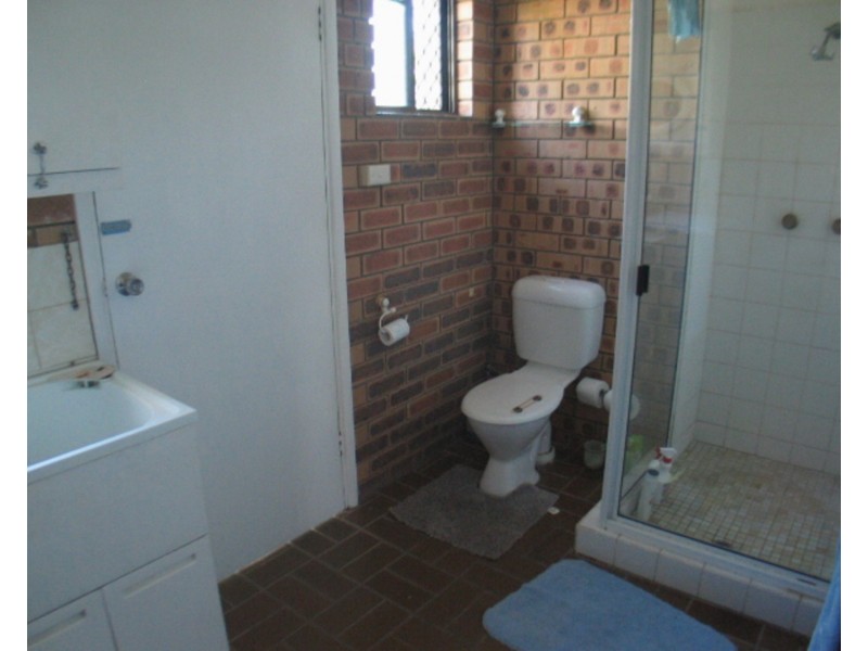 27 Mitchell Street, Bowen QLD 4805