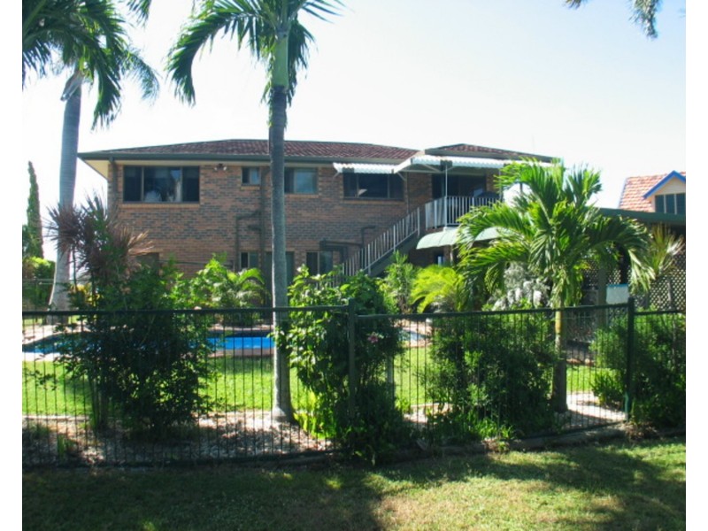 27 Mitchell Street, Bowen QLD 4805