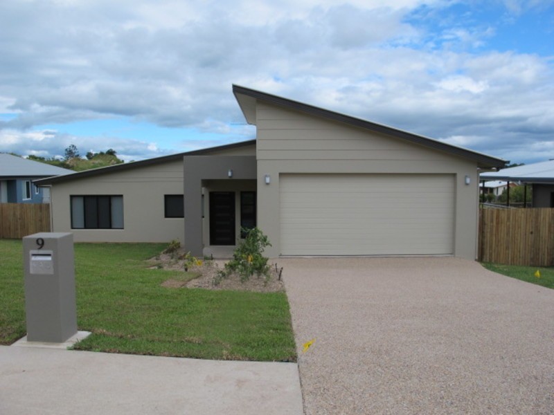 9 Yardley Court, Bowen QLD 4805
