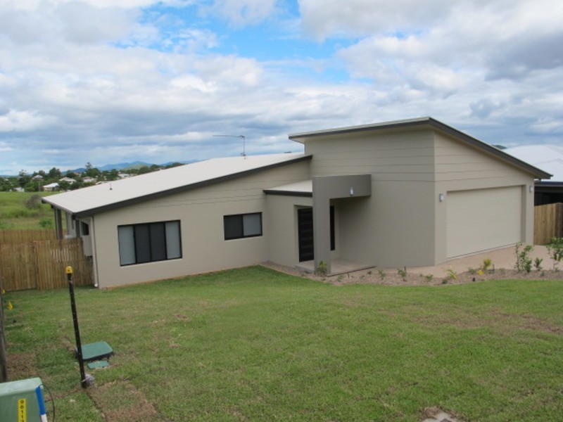 9 Yardley Court, Bowen QLD 4805