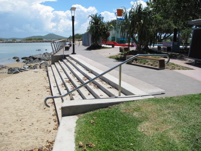 2/2a Powell Street, Bowen QLD 4805