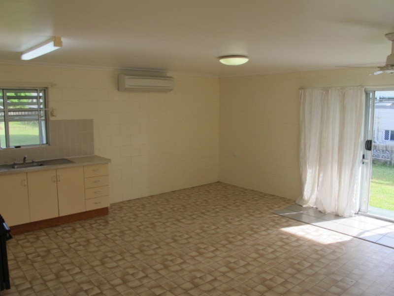 112 Powell Street, Bowen QLD 4805