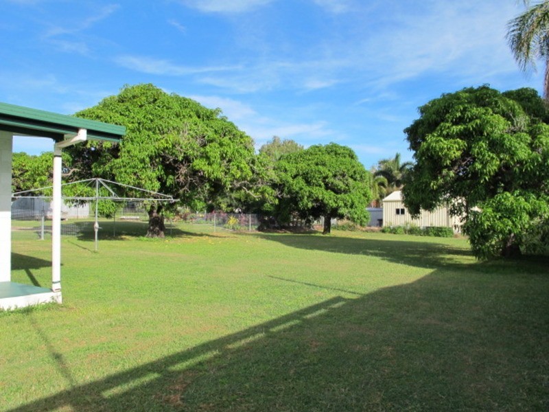 112 Powell Street, Bowen QLD 4805