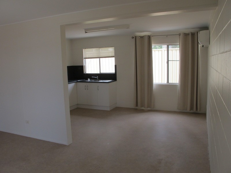 3/121 Herbert Street, Bowen QLD 4805