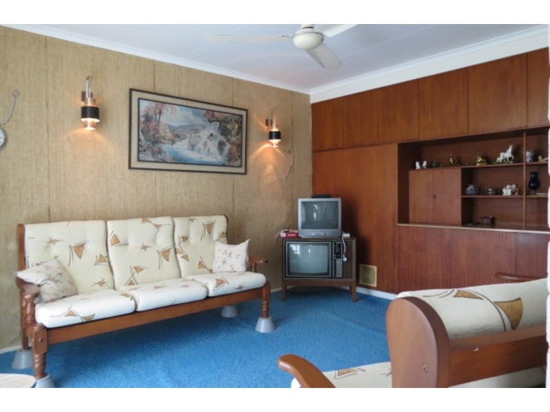 16 Denison Street, Bowen QLD 4805